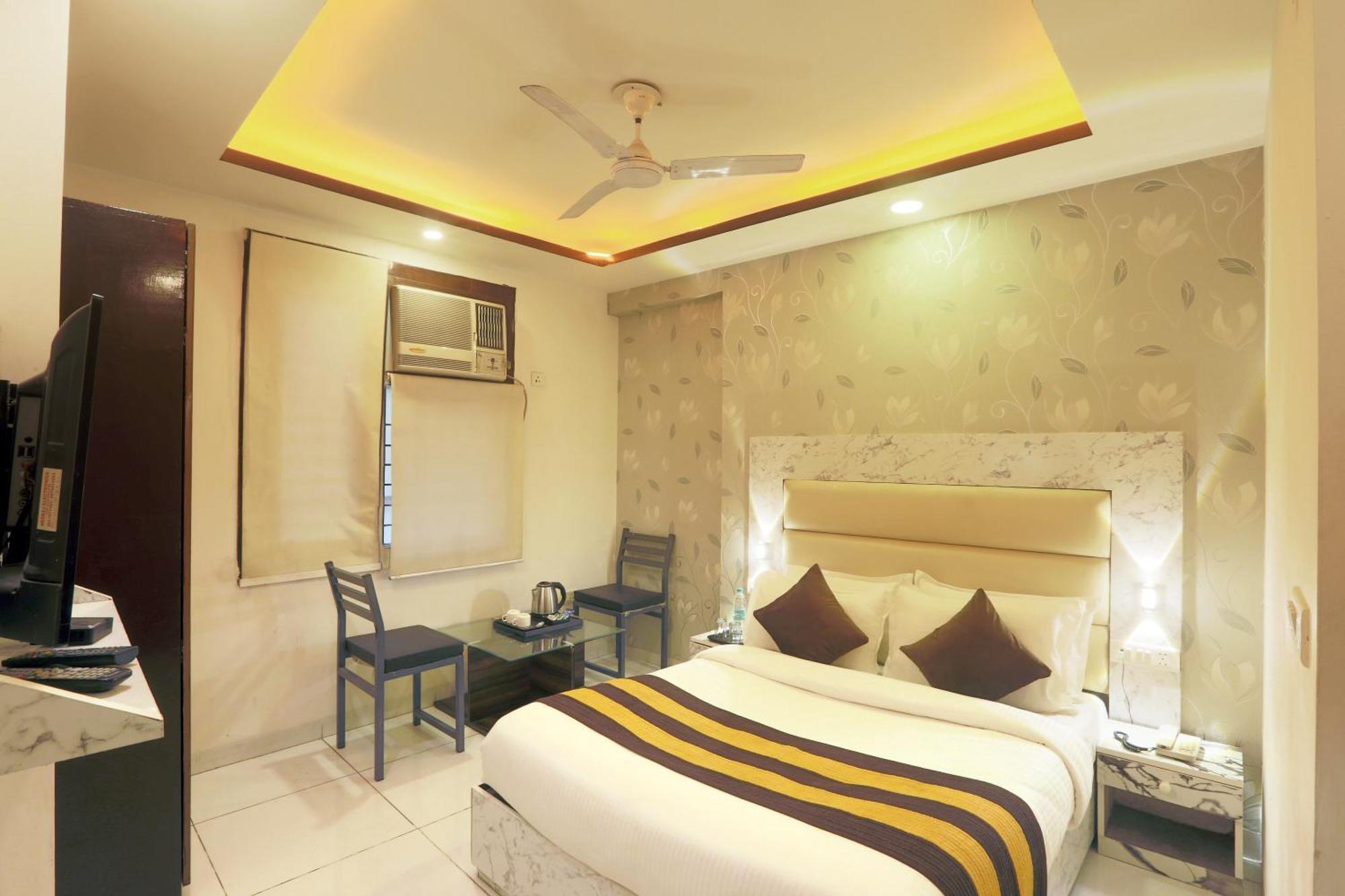 Hotel Triton Grand At Delhi Airport New Delhi Exterior foto